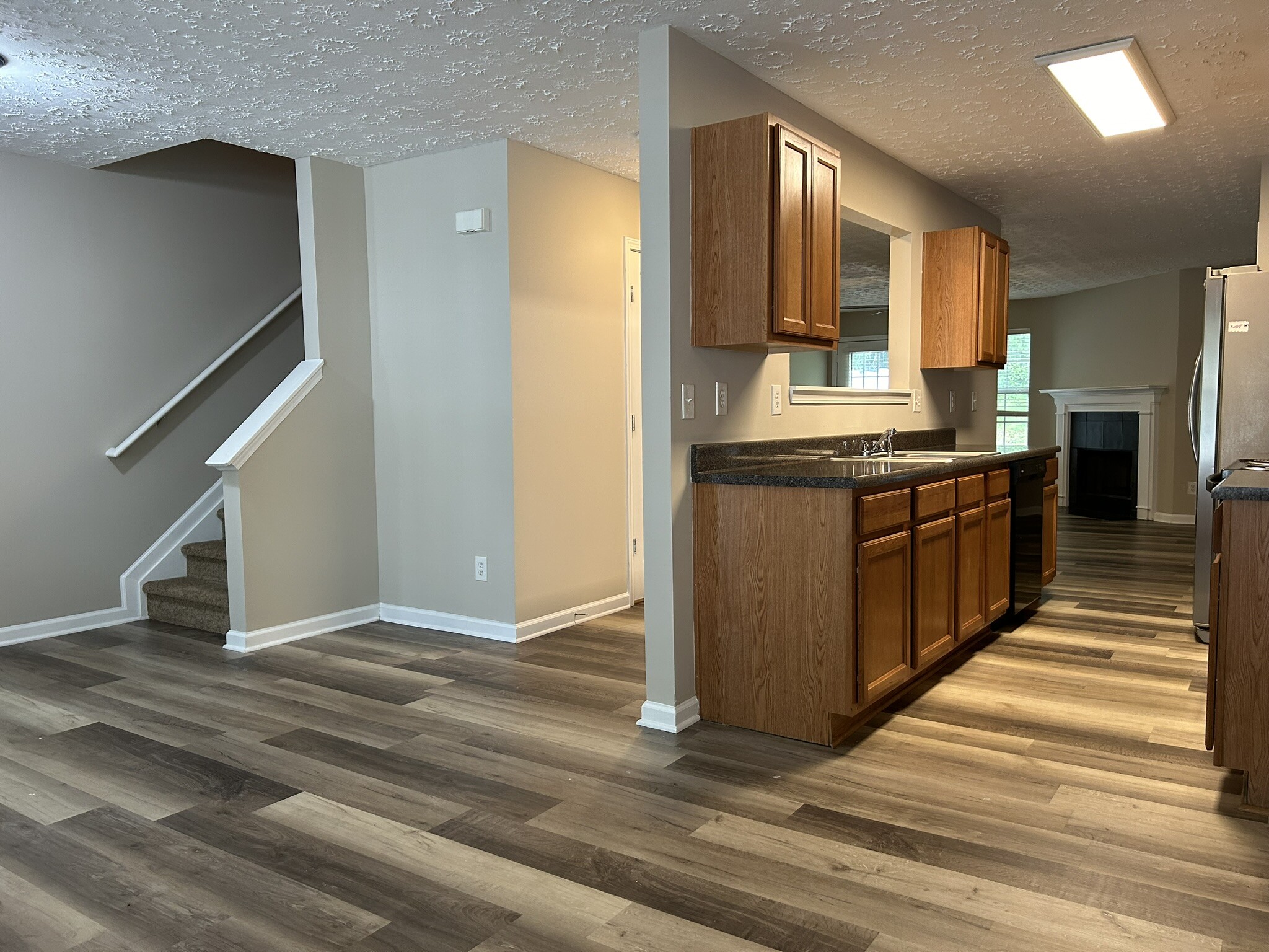 Building Photo - 2916 Vining Ridge Ter