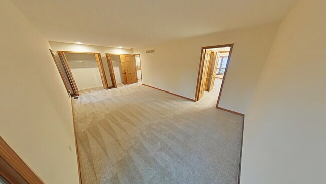 Building Photo - 1449 Ridge Ct