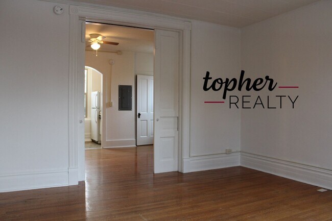 Building Photo - 40 N Benton Ave