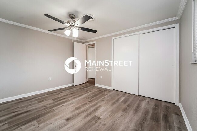 Building Photo - 3 Bedroom Pet-Friendly Home in VENICE, FL with Main Street Renewal