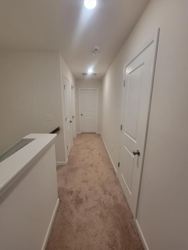 Building Photo - 166 Luxborough Ct