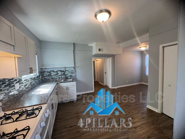 Building Photo - 155 142nd St
