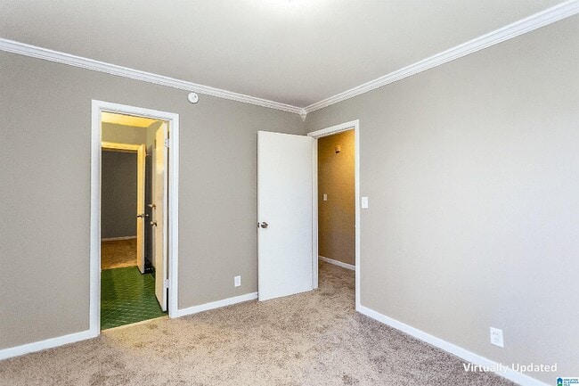 Building Photo - 929 Sherwood Forest Dr