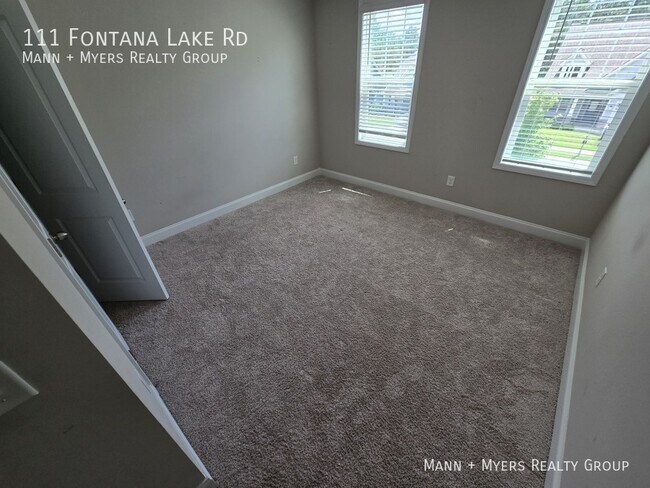 Building Photo - 111 Fontana Lake Rd