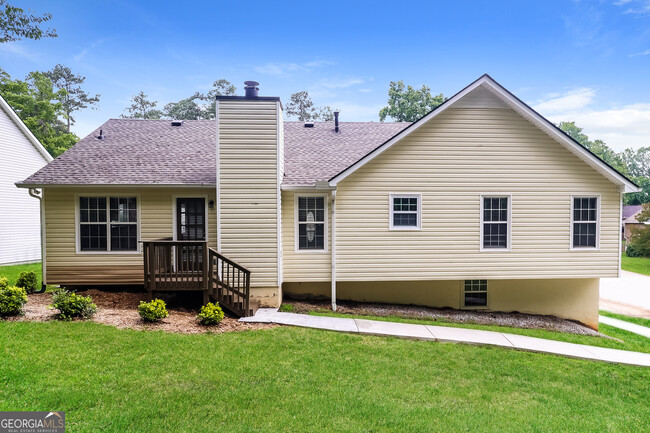 Building Photo - 1056 Whistle Dr