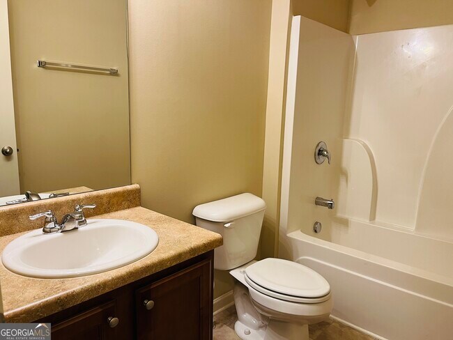 Building Photo - 261 Stillwood Dr