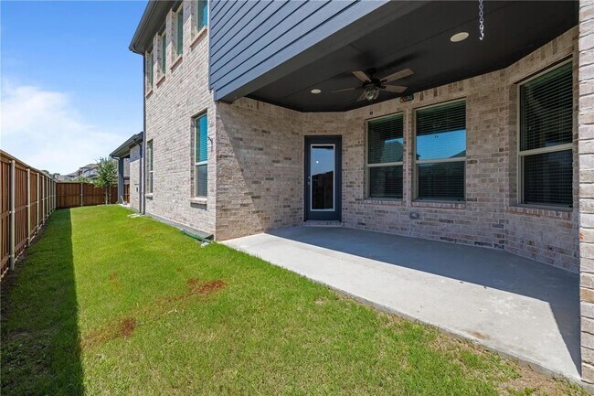 Building Photo - 12405 Iveson Dr