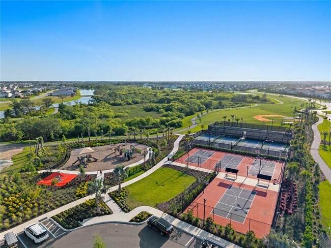 Building Photo - 17534 Crescent Moon Lp