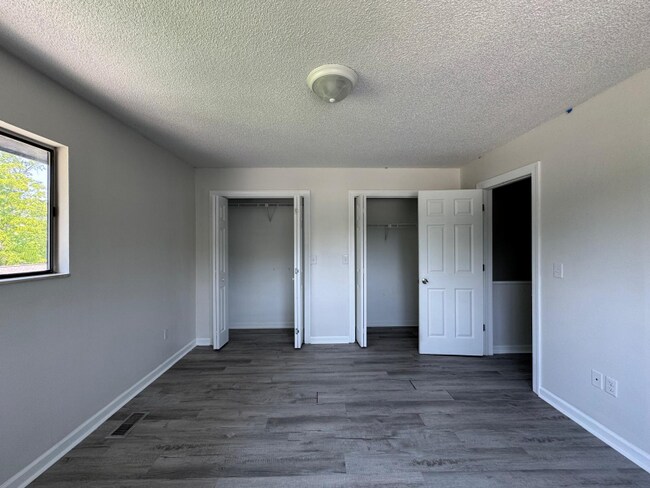 Building Photo - 4807 Little River Rd