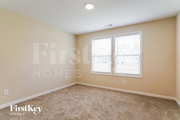 Building Photo - 90 Voyage Cir