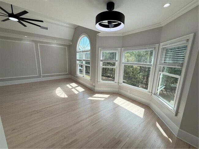 Building Photo - 1660 Briergate Dr