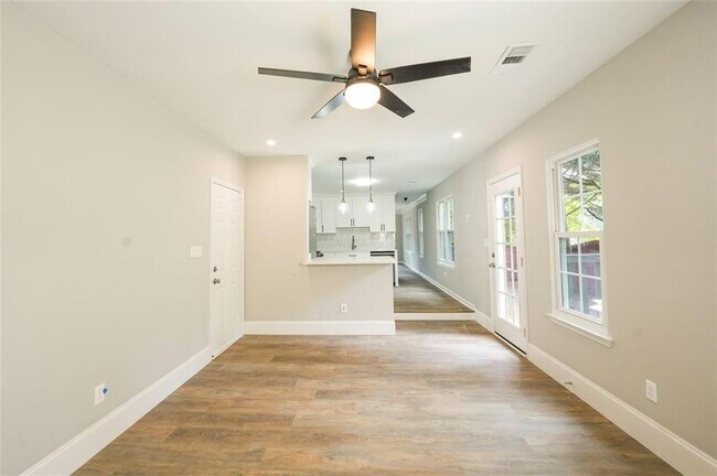 Building Photo - 500 Abbotts Hill Ln