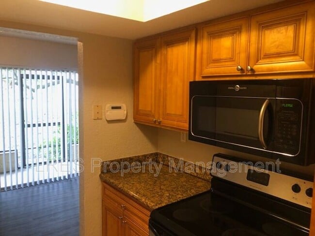 Building Photo - 4751 S Texas Ave