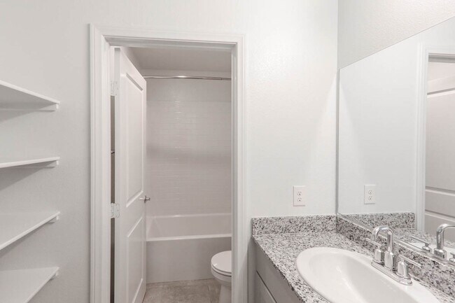 Building Photo - 4 Bedroom, with loft, North Las Vegas Home...