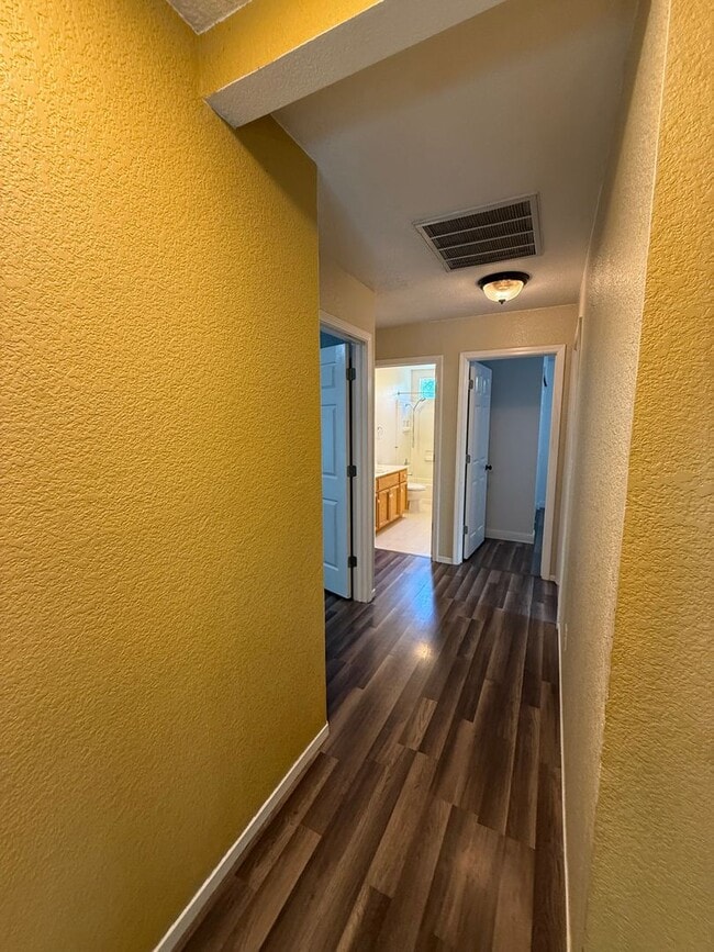 Building Photo - 4 Bed| 3 Bath | 1702 SF | Two Story | Tenant pays $175 monthly for WS&G