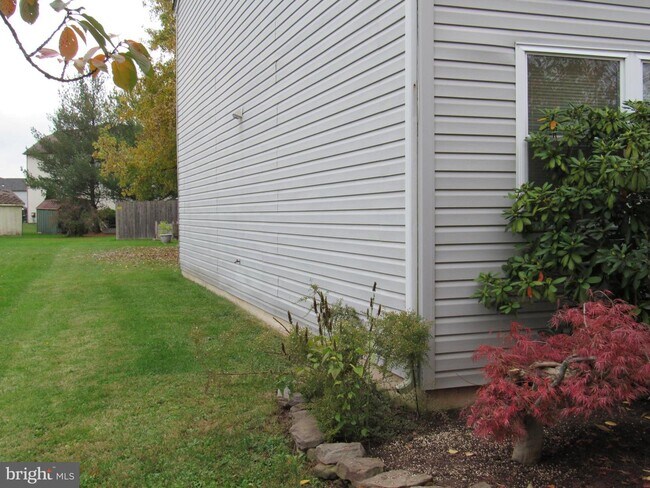 Building Photo - 259 Shirley Dr