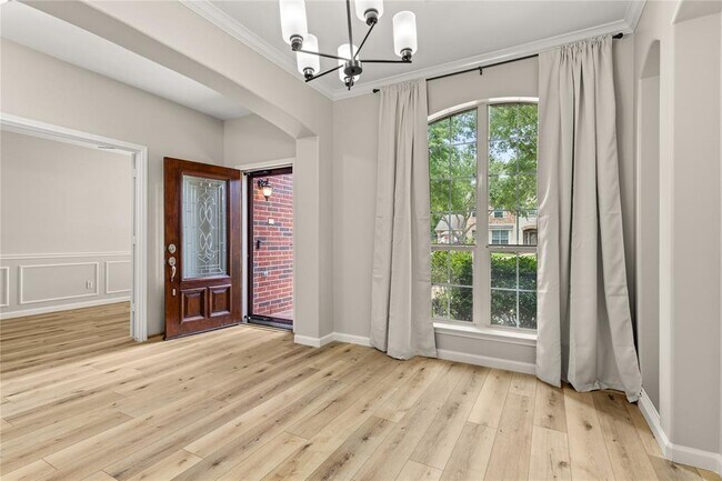 Building Photo - 12838 Winding Manor Dr