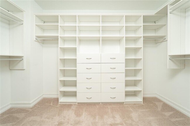 Building Photo - 4667 San Martino Dr