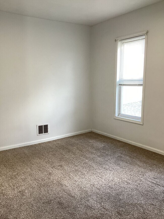 Building Photo - 14-16 S. Franklin St.