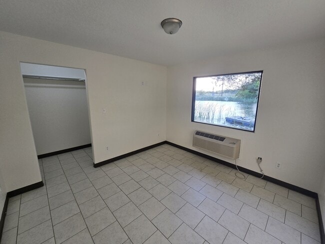 Building Photo - 126 Alton Ave