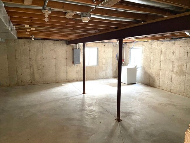 Building Photo - 11717 S Derby Ln