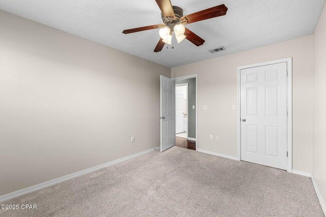 Building Photo - 1707 Scarlett Blvd