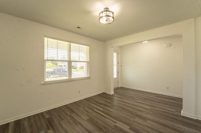 Building Photo - 59 Palmer Pl
