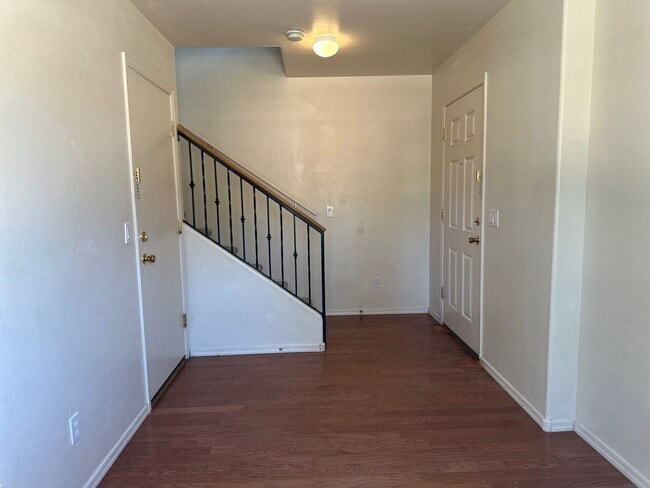 Building Photo - Comfort with Resort-Style Living 2BED/2BAT...