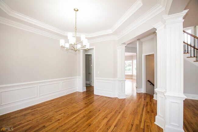 Building Photo - 1660 Briergate Dr