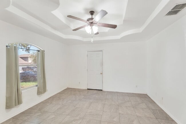 Building Photo - 823 Witherspoon Loop
