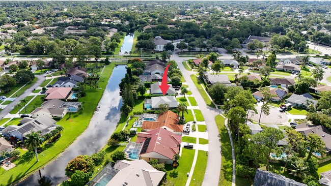 Building Photo - 13471 Barberry Dr