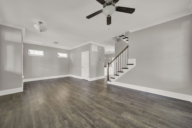 Building Photo - Two Story Cottage In Historic Waxhaw