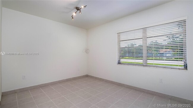 Building Photo - 3941 Segovia St