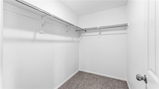 Building Photo - 1405 S Corsac St