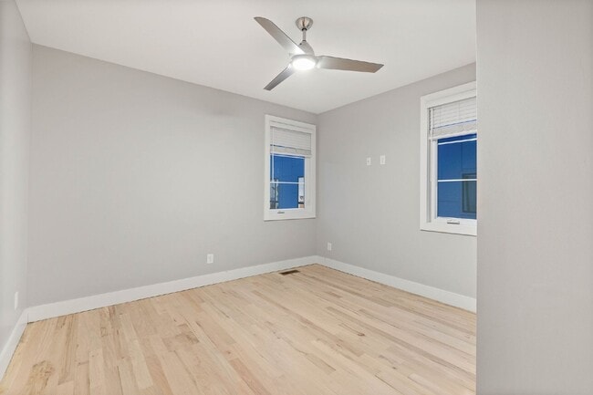 Building Photo - Spacious 4-Bed Gem in Nashville: 2360 sq f...