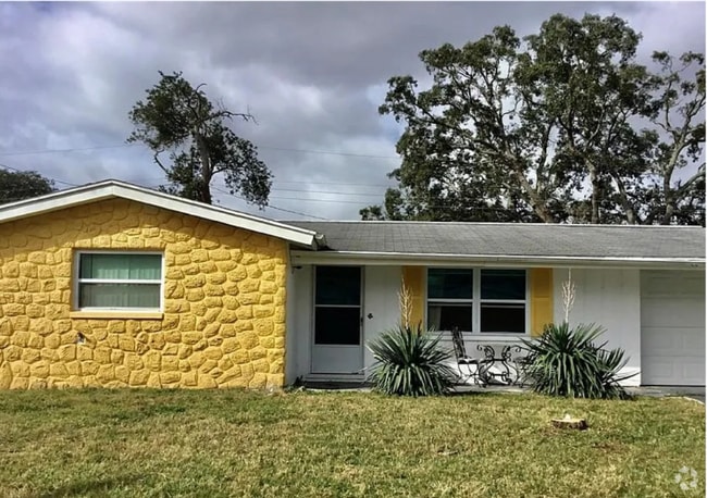 Building Photo - 1633 Doubloon Dr