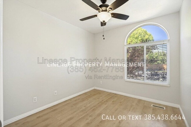 Building Photo - 13863 Kessler Peak Dr