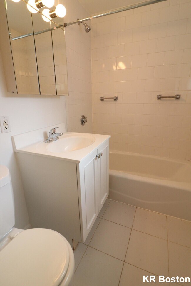Primary Photo - 51 Brattle St