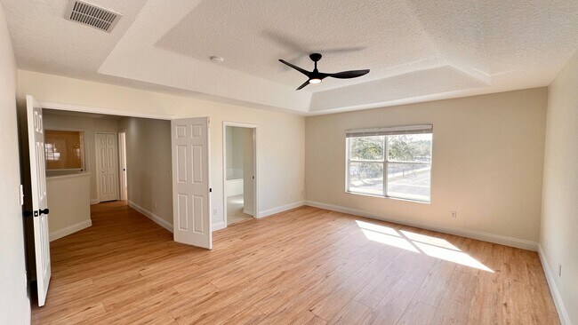 Building Photo - AWESOME 4BD/3BA in Orlando!!!