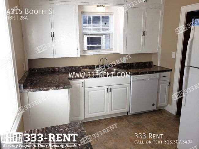 Building Photo - 4315 Booth St
