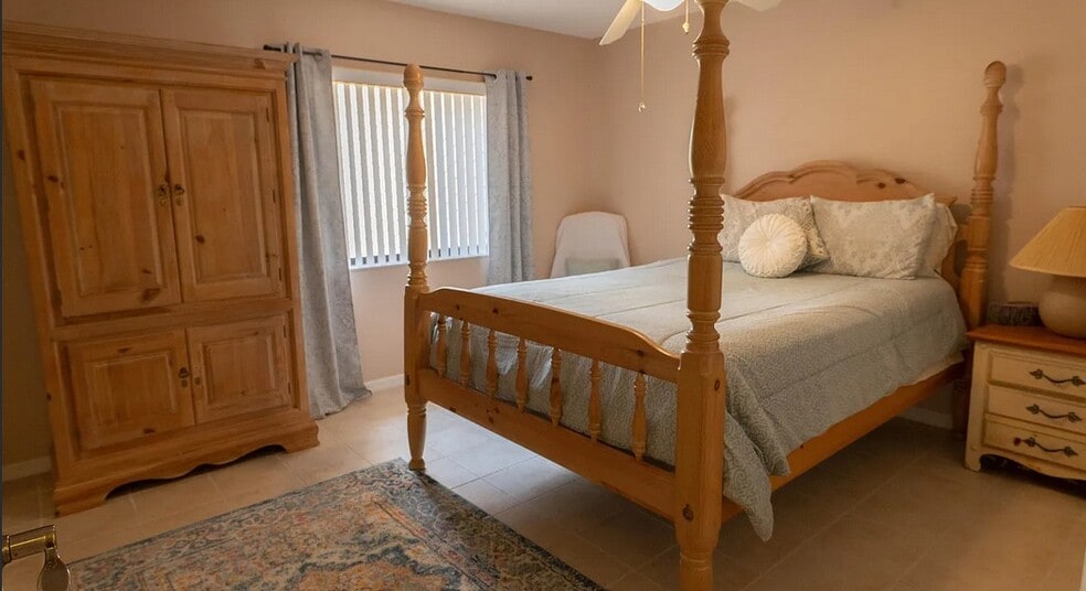 Building Photo - 441 N Harbor City Blvd