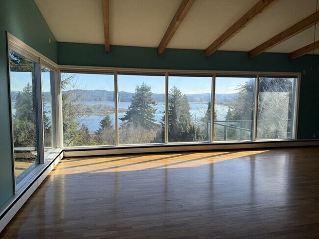 Building Photo - 1150 N 5th St