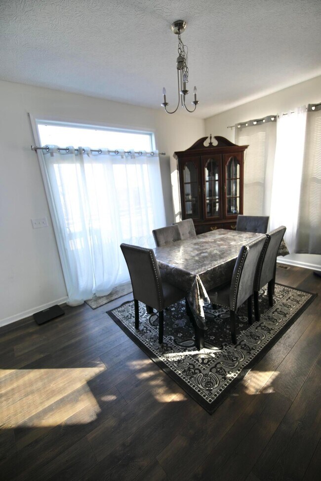 Building Photo - 216 Old Bay Dr