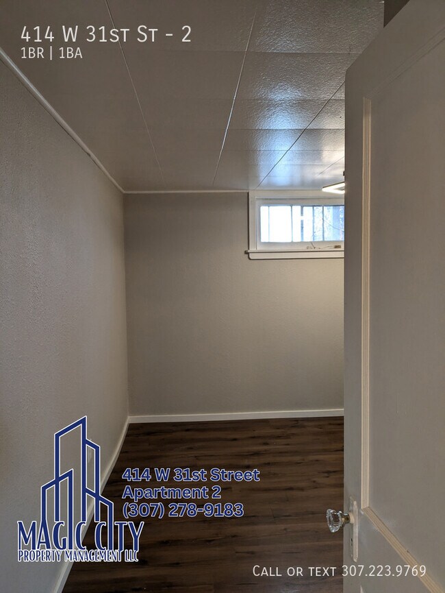Building Photo - 414 W 31st St