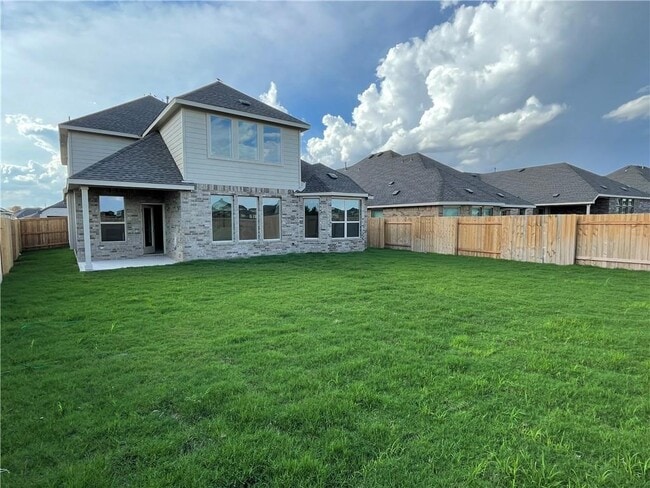Building Photo - 14109 Pennington Ln