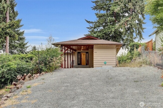 Building Photo - 4422 108th Ave E