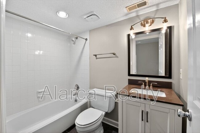 Building Photo - 7425 Ashfield Ct