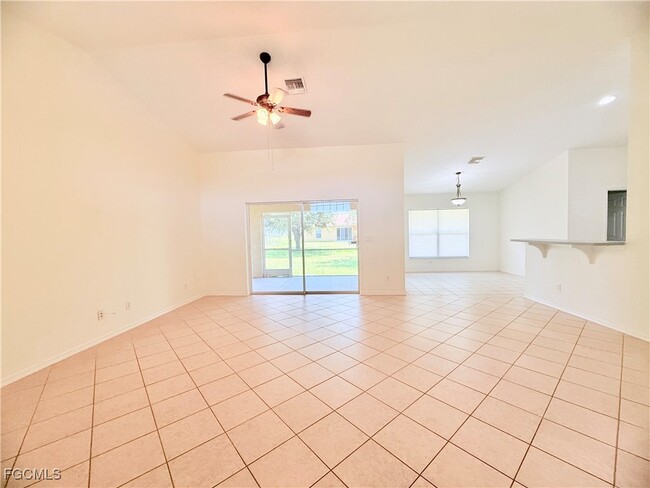 Building Photo - 2452 NW 9th St