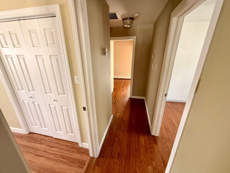 Building Photo - 43 Johnson Ave