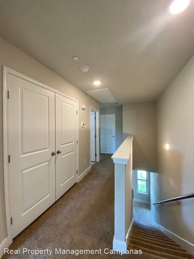 Building Photo - 3 br, 2 bath House - 13000 Reed Meadows